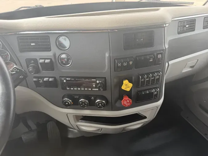 2021 Peterbilt 579