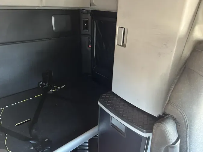 2024 Kenworth T680