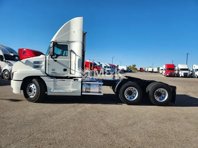 2019 MACK AN64T