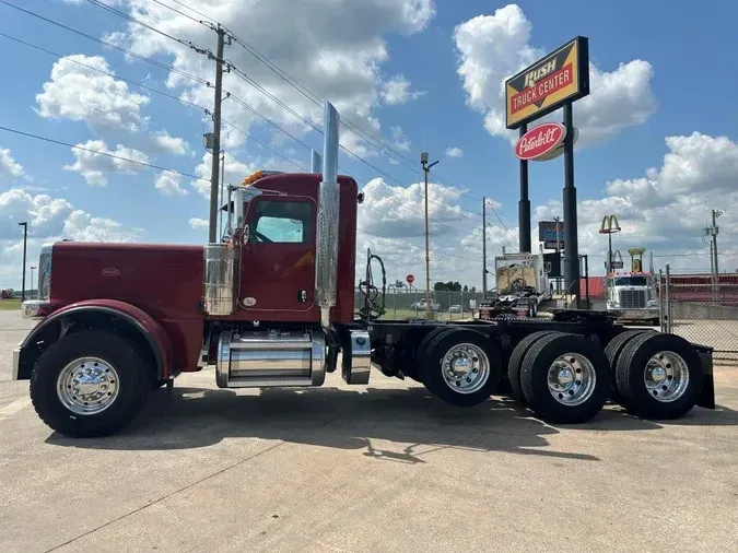 2024 Peterbilt 389