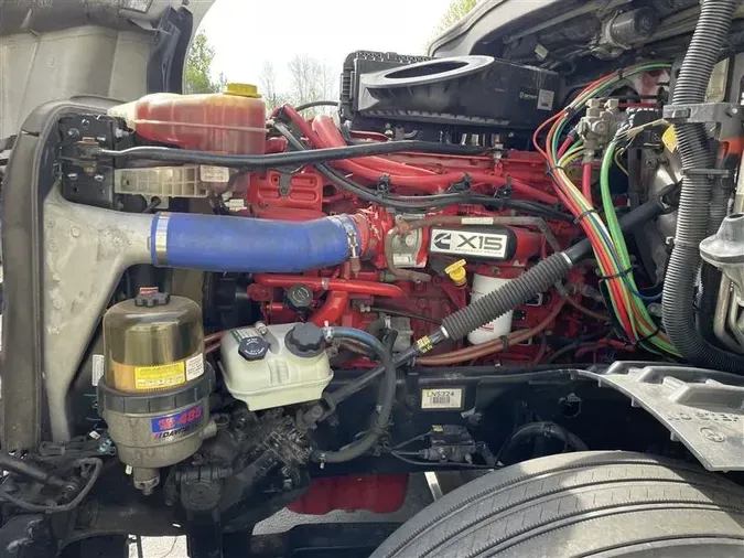 2020 FREIGHTLINER CA126