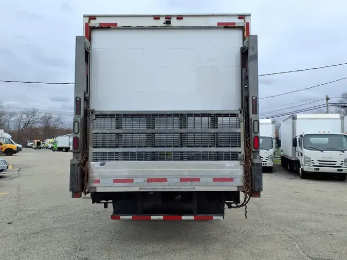 2019 FREIGHTLINER/MERCEDES M2 106