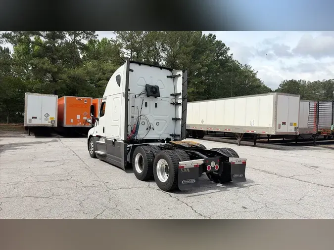 2023 Freightliner Cascadia 126