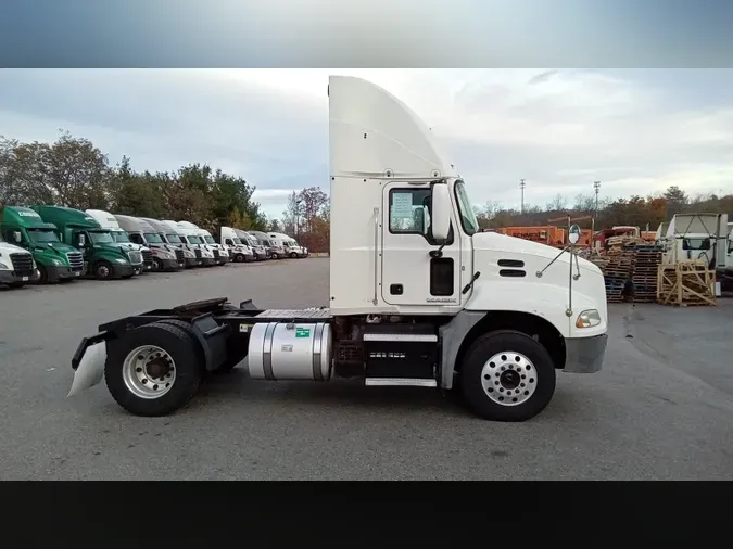 2018 Mack CXU (PINNACLE)