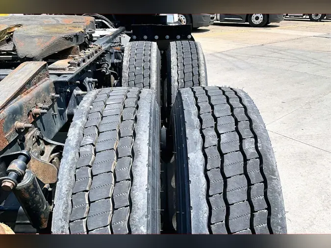2021 INT LT625 6x4d63aed82fa2264ba5128b375b493165c