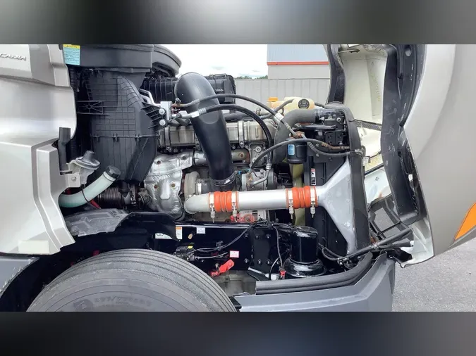 2021 Freightliner Cascadia