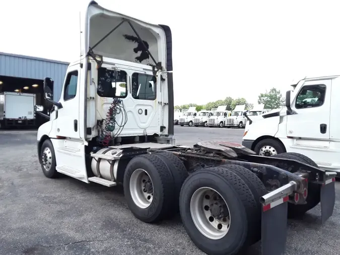 2018 FREIGHTLINER NEW CASCADIA PX12664
