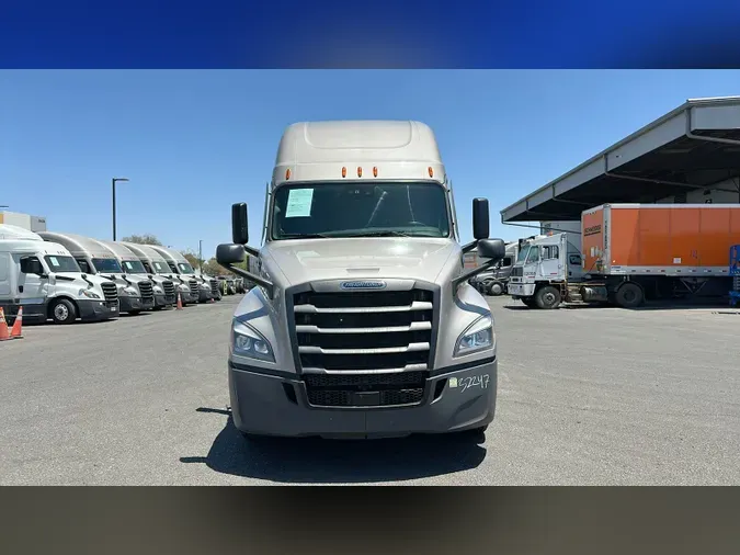 2024 Freightliner Cascadia 126