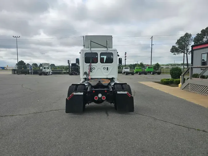 2019 FREIGHTLINER/MERCEDES CASCADIA 113