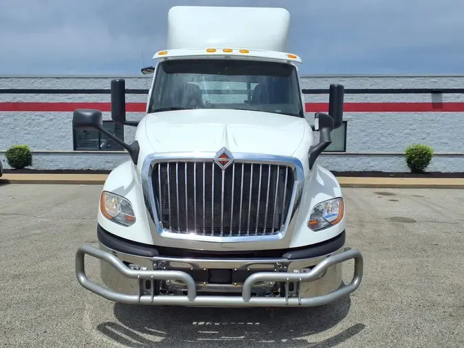 2019 NAVISTAR INTERNATIONAL LT625 DAYCAB T/A