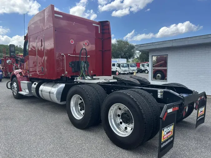 2022 Peterbilt 579