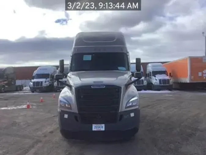 2022 Freightliner Cascadia