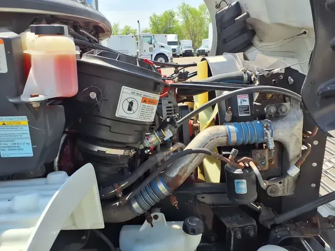 2019 FREIGHTLINER M2 106