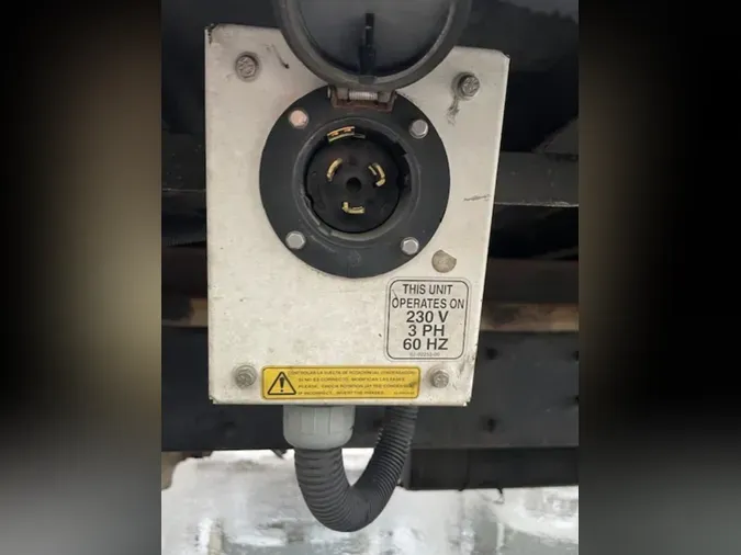 2018 FREIGHTLINER/MERCEDES M2 106