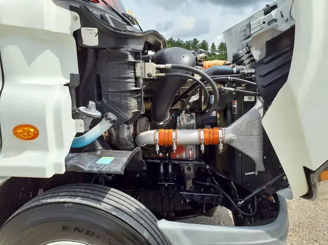 2020 FREIGHTLINER CASCADIA 113