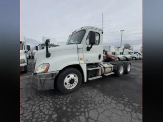 2018 FREIGHTLINER/MERCEDES CASCADIA 125