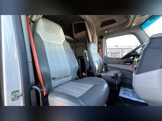 2020 PETERBILT 579