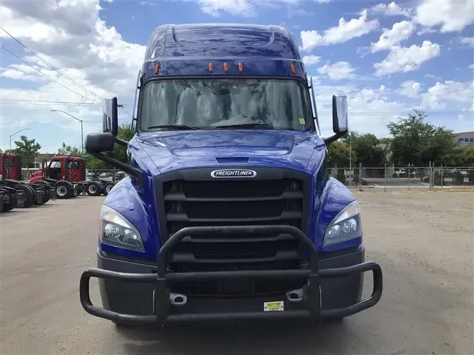 2021 FREIGHTLINER CA126