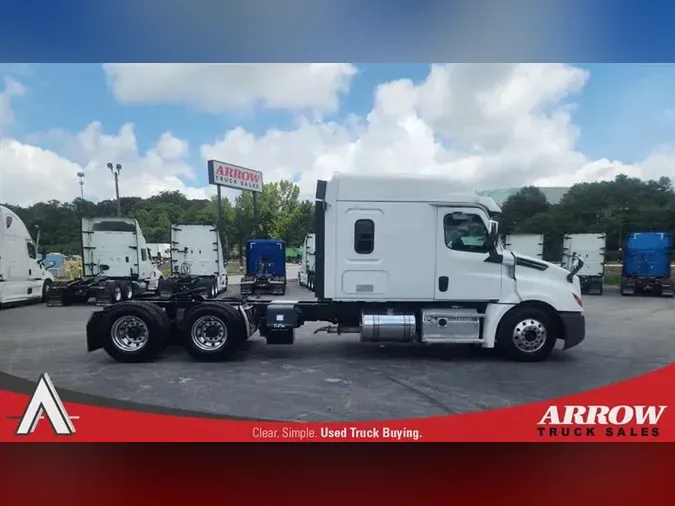2019 FREIGHTLINER CA126