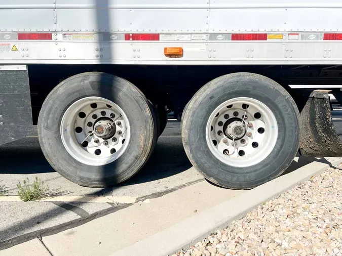 2015 UTILITY VS2RAd65d1136e315b594cc438135e1bb852b