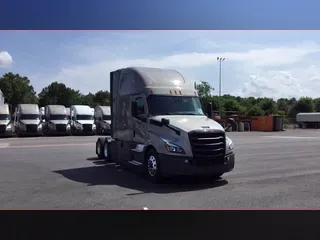 2023 Freightliner Cascadia 126
