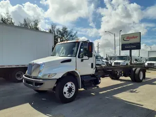 2019 NAVISTAR INTERNATIONAL 4300