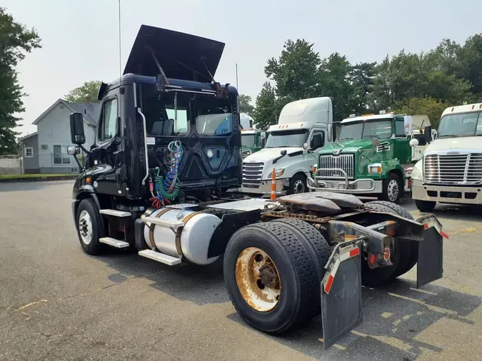 2018 FREIGHTLINER CASCADIA 113