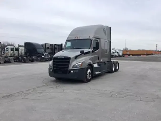 2020 Freightliner Cascadia