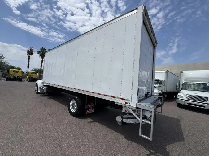 2020 Peterbilt 337