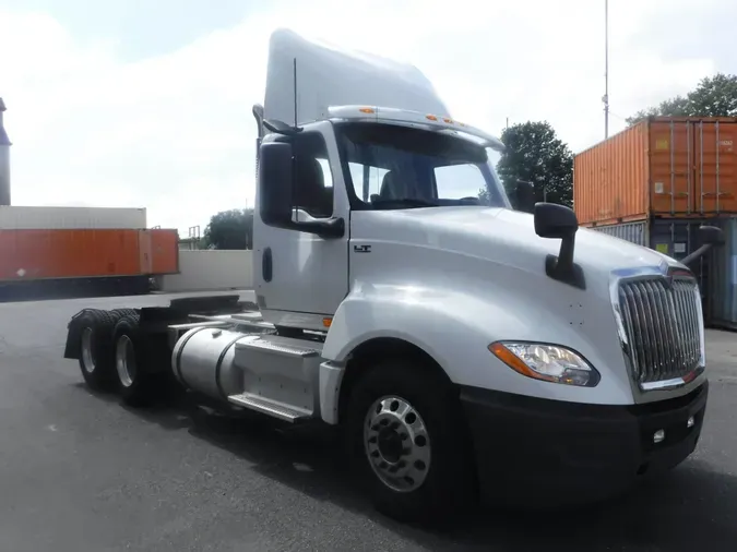 2018 NAVISTAR INTERNATIONAL LT625 DAYCAB T/A