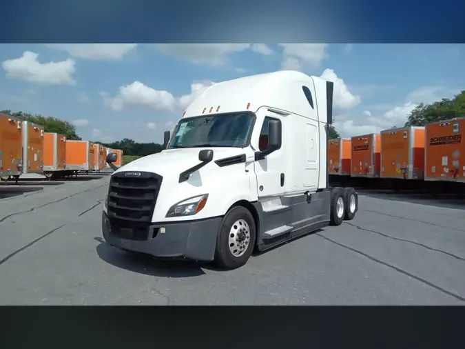 2023 Freightliner Cascadia 126d6652e0f7d92b56dfbda68cb8cdc56da