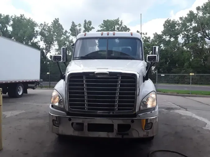 2018 FREIGHTLINER CASCADIA 125