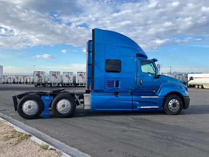 2019 International LT625