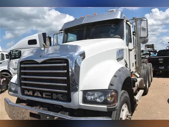 2008 MACK GRANITE GU713