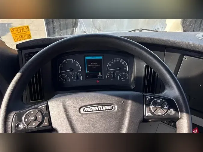2022 FREIGHTLINER CA126