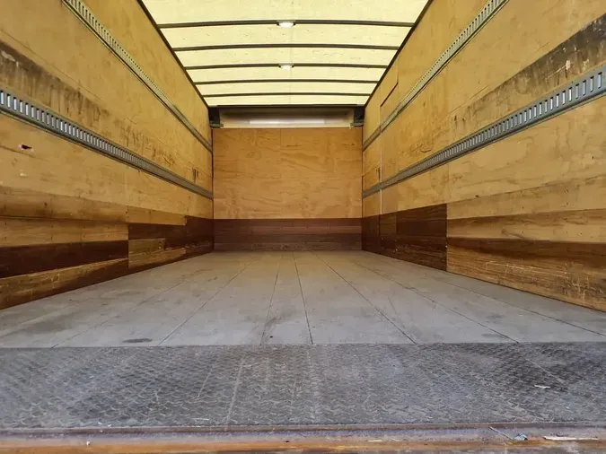 2019 FREIGHTLINER/MERCEDES M2 106