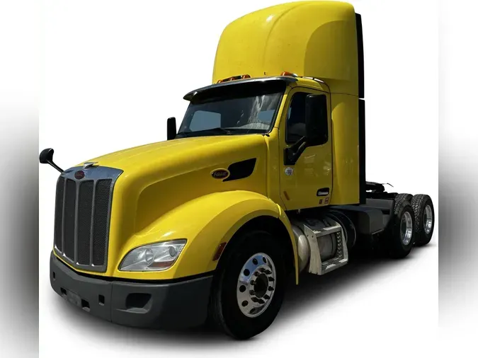 2021 Peterbilt 579d67a79b993db22848c2a485d1a9bc860