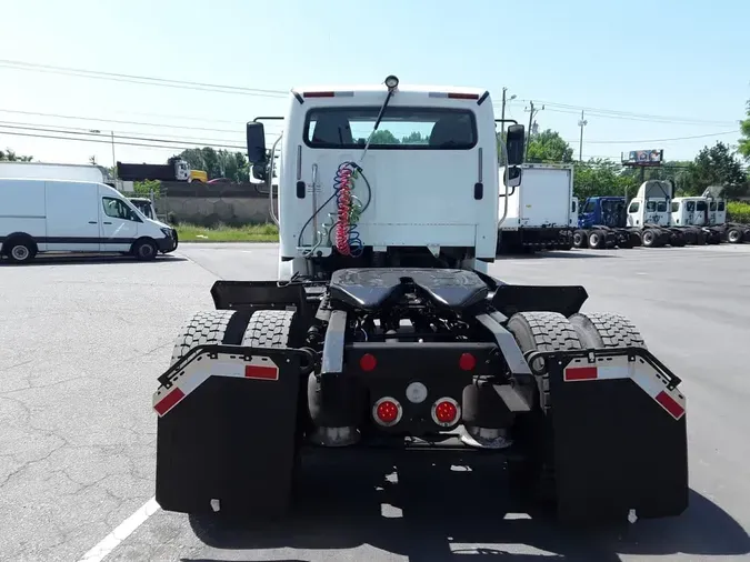 2016 FREIGHTLINER/MERCEDES M2 106