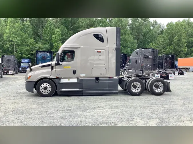 2022 Freightliner Cascadia