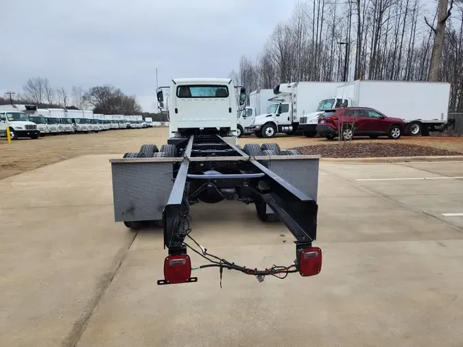 2019 FREIGHTLINER/MERCEDES M2 106