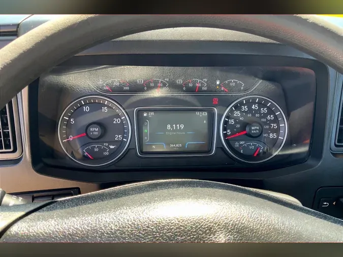 2019 INT LT625 6x4