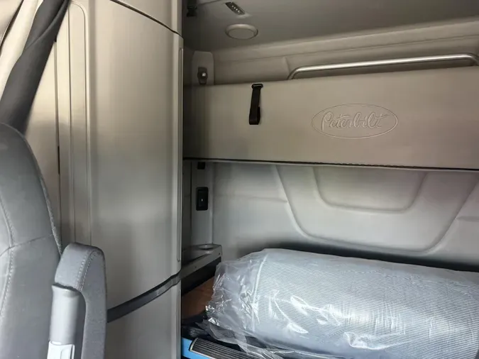 2020 Peterbilt 579d68593faf6e6e51ea83c6c59ab7621cd