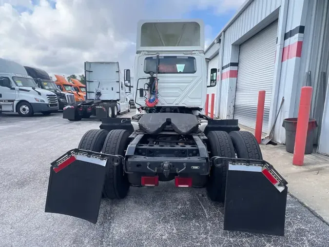 2020 NAVISTAR INTERNATIONAL RH613 DAYCAB S/A