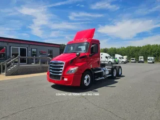 2019 FREIGHTLINER NEW CASCADIA 116