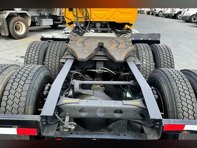 2019 INT LT625 6x4