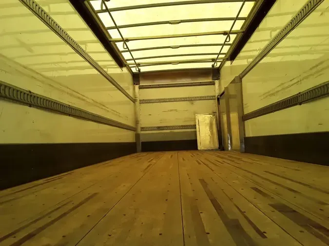 2018 FREIGHTLINER M2 106