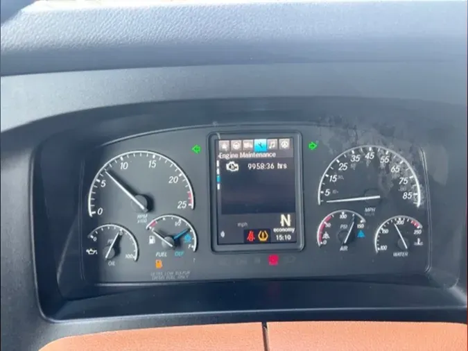 2022 Freightliner Cascadia 126