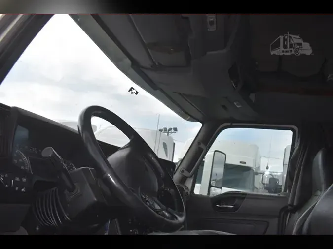 2019 INTERNATIONAL LT