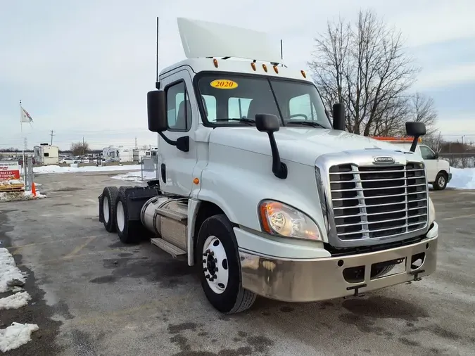 2020 FREIGHTLINER/MERCEDES CASCADIA 125
