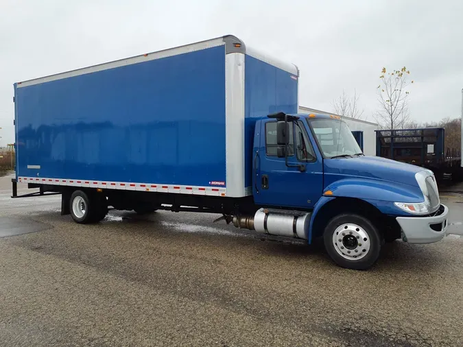 2019 NAVISTAR INTERNATIONAL 4300 LP